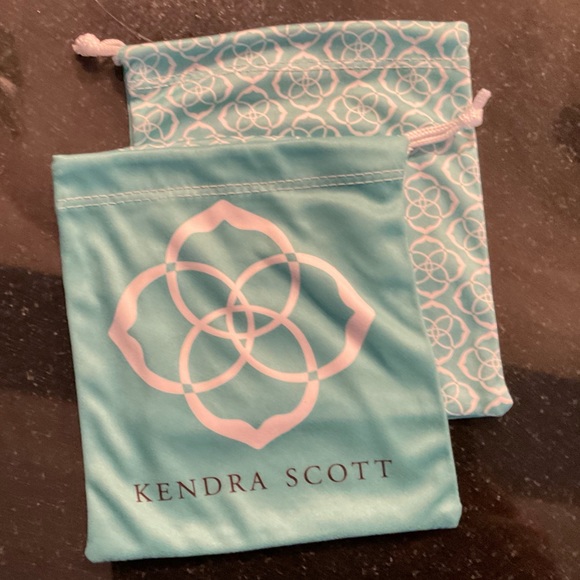 Kendra Scott teal and white drawstring bags (2) - Picture 2 of 2